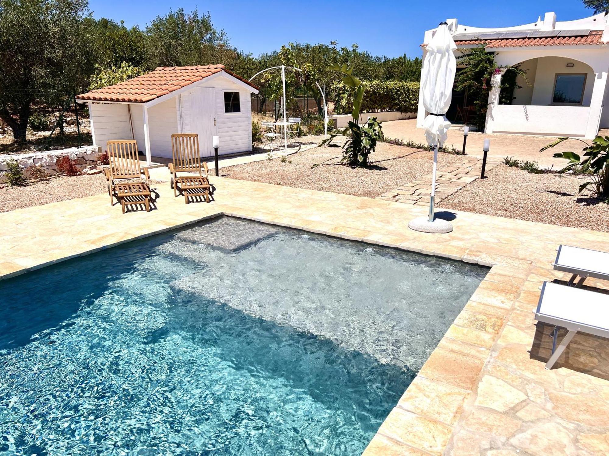 Ostuni Bloom Piscina Acqua Salata Vista Mare Villa Exterior photo